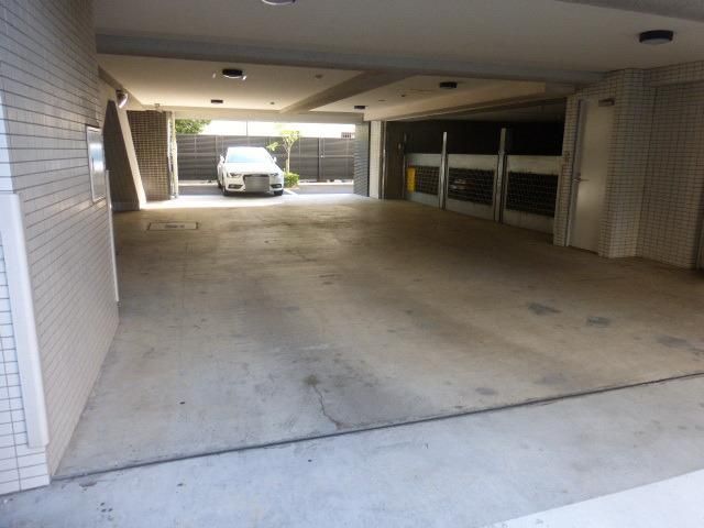 駐車場　★お問い合わせはタウンハウジング府中店まで★