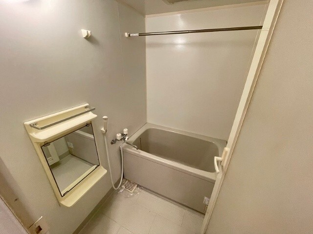 バス・シャワールーム　※別室の参考写真