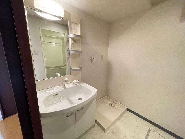 洗面設備　※別室の参考写真