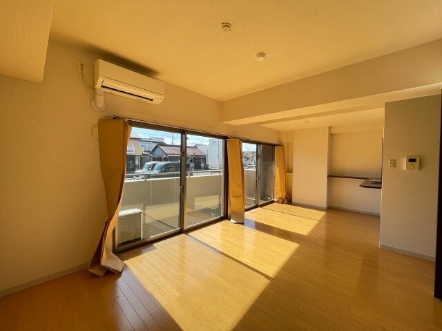 居室・リビング　※別室の参考写真