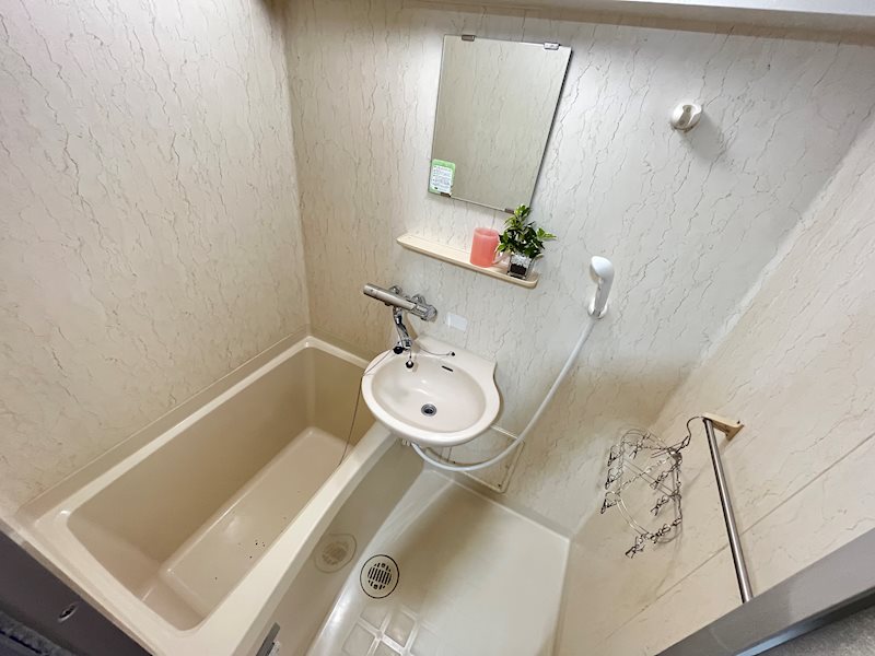 バス・シャワールーム　別号室イメージ