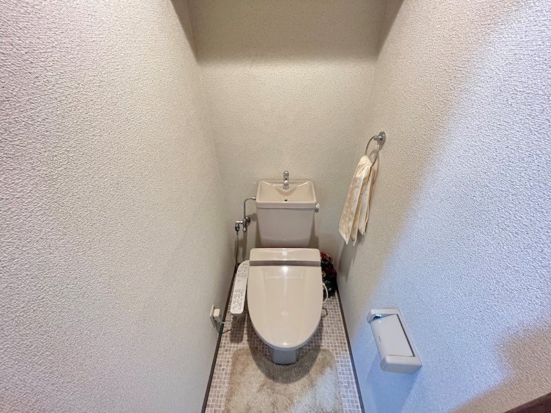 トイレ　別号室イメージ