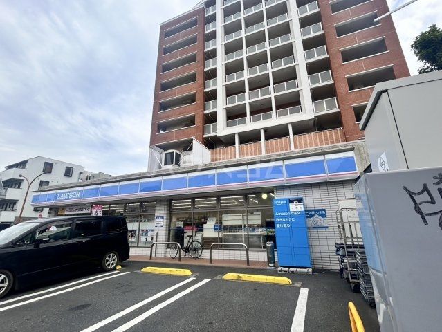 コンビニ　ローソン 横浜磯子東町店（コンビニ）まで297m