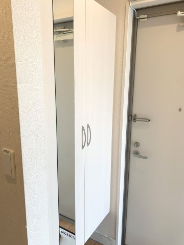玄関　シューズボックス付き