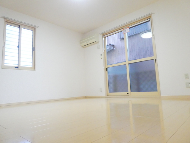 居室・リビング　洋室１