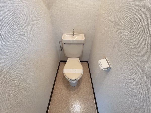 トイレ　洋式トイレです