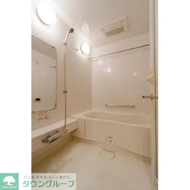 バス・シャワールーム　※写真は同タイプ住戸です。