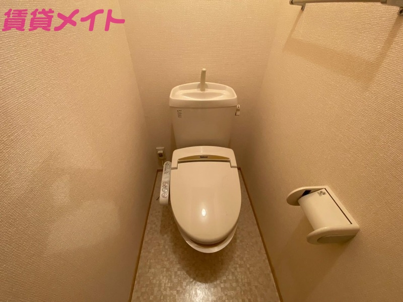 トイレ　同物件別室画像