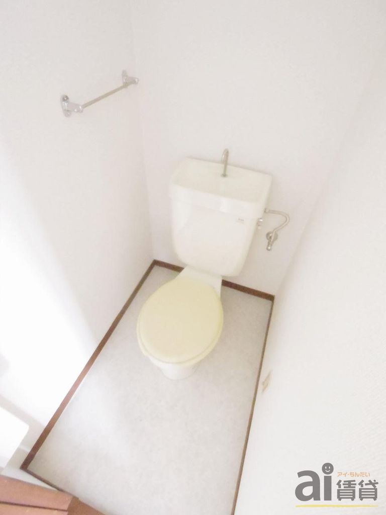 トイレ　※同仕様写真