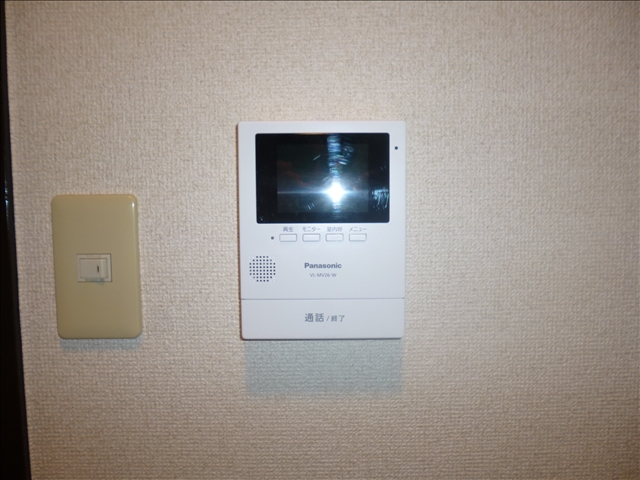 セキュリティ　ＴＶモニターホンで安心ですよね♪♪