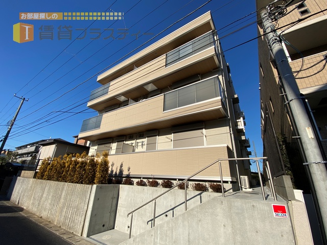 建物外観　シンプルなデザインが飽きを感じさせません。