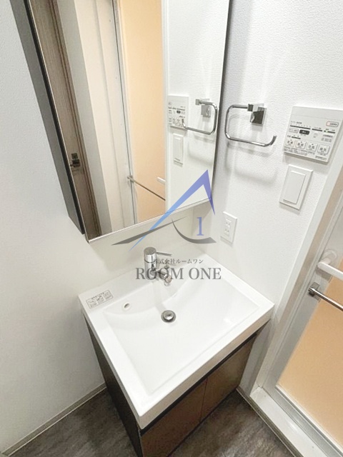 洗面設備　洗面台です。
