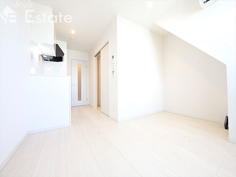 居室・リビング　内装