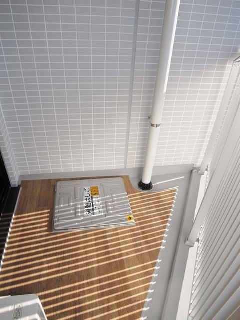 バルコニー　★晴れた日にはバルコニーでお洗濯干し★