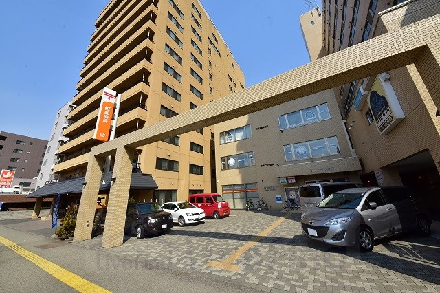 郵便局　月寒郵便局（郵便局）まで502m