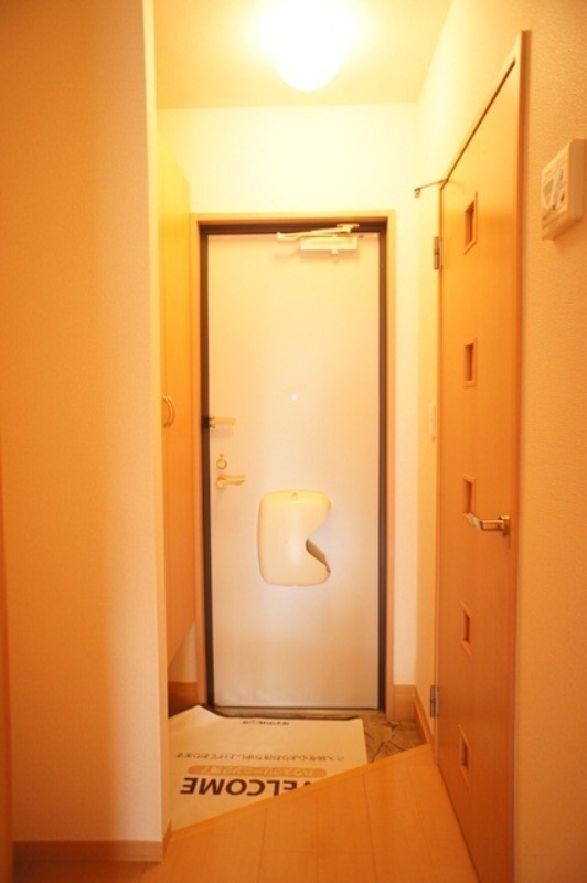 玄関　図面と現状に相違がある場合には現状を優先