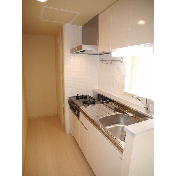 キッチン　人気の対面キッチンタイプ！