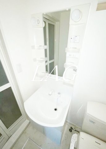 洗面設備　洗面台です。