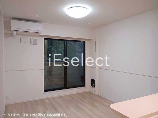 居室・リビング　※同仕様の画像の為、実際とは異なります