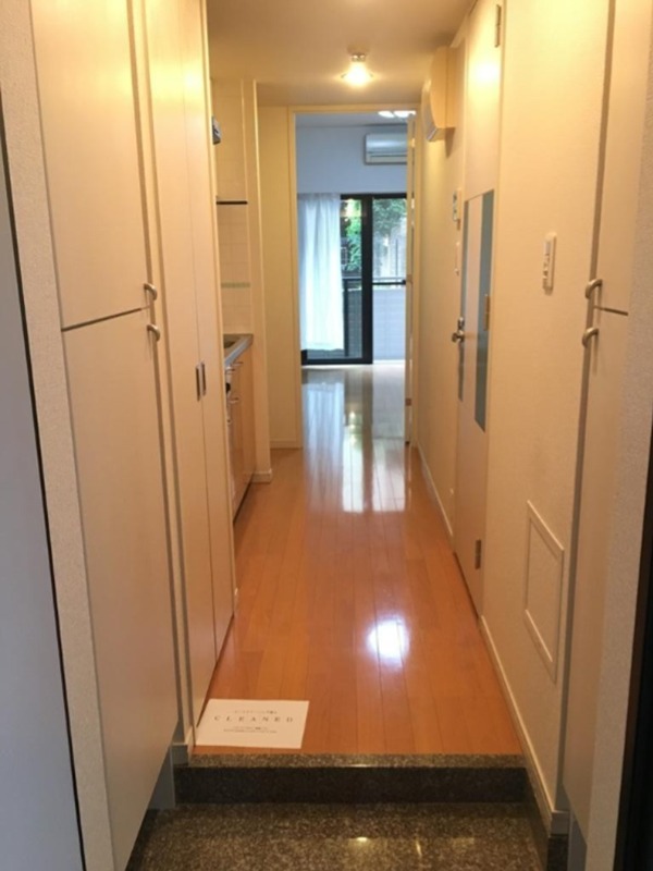 玄関　※同仕様写真含む