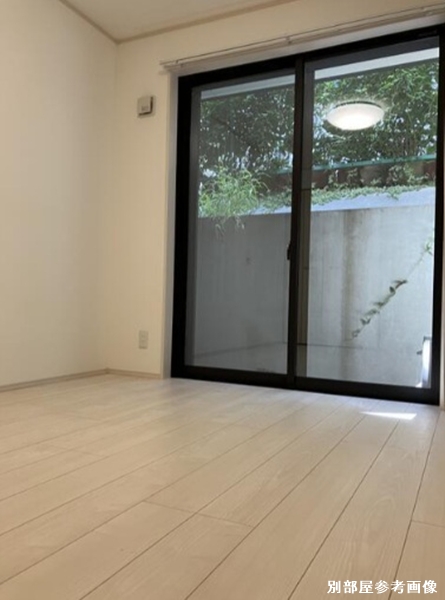 居室・リビング　使いやすい形の為、レイアウトを楽しめます♪