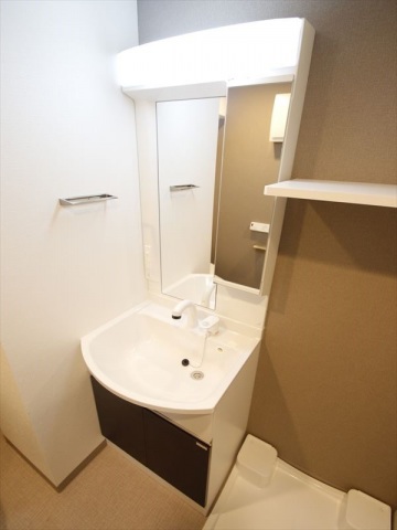 洗面設備　独立洗面化粧台・室内洗濯機置場