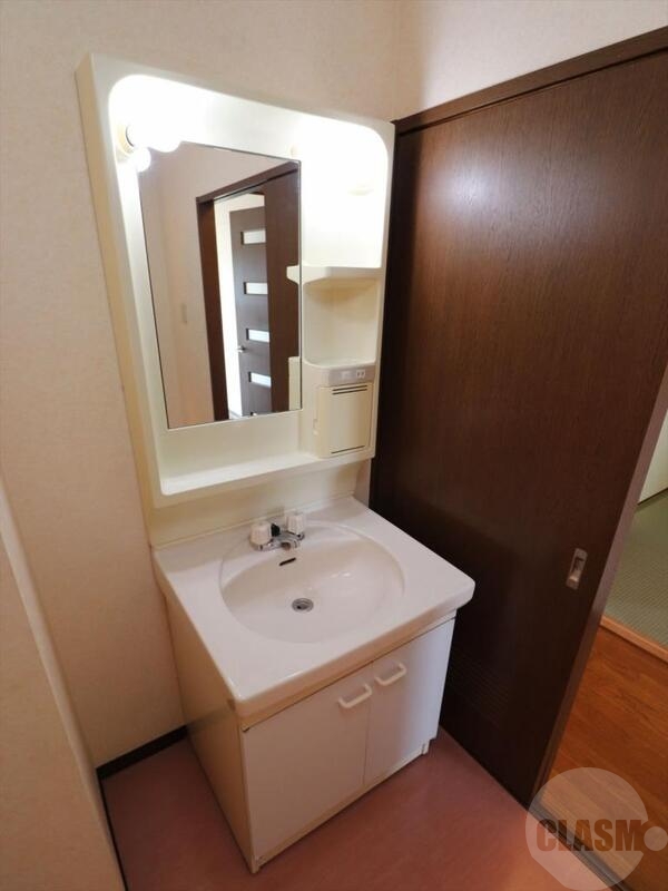 洗面設備　独立洗面台