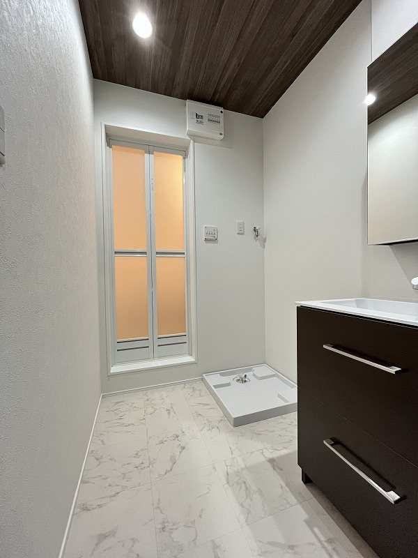 洗面設備　※掲載情報と物件の現況が異なる場合、現況を優先するものとしま