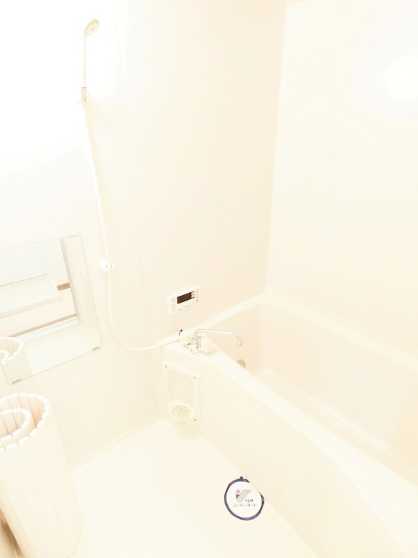 バス・シャワールーム　※同棟同型内観写真、現状優先となります。