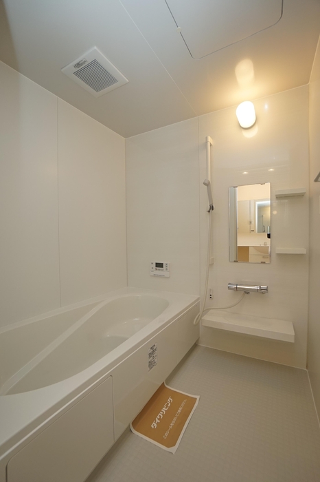 バス・シャワールーム　一坪風呂