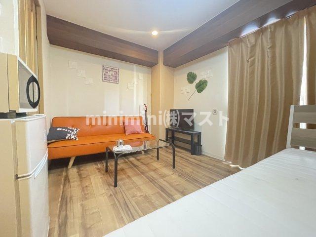 居室・リビング　※同マンション別間取り参考写真です