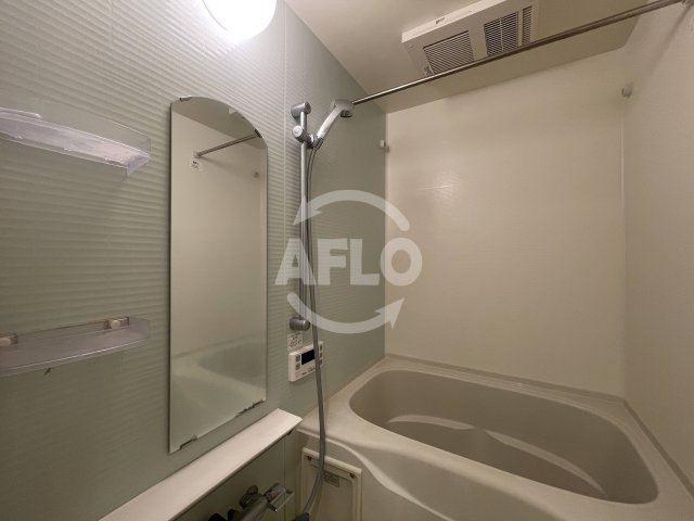 バス・シャワールーム　プレサンス新大阪ジェイズ　浴室