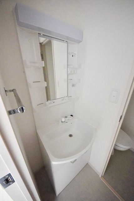 洗面設備　お部屋探しは【タウンハウジング千葉店】にお任せ下さい♪