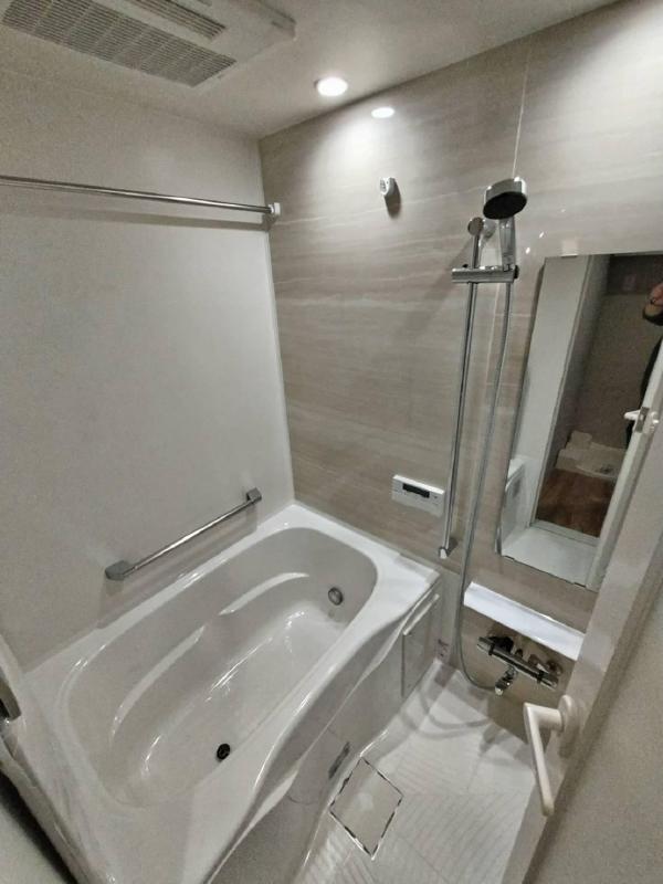 バス・シャワールーム