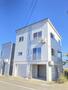 浦佐駅より徒歩30分 築7年10ヶ月 2階建の賃貸物件