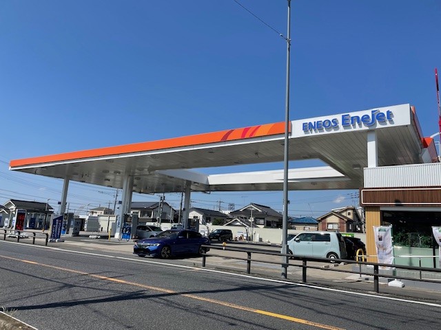 その他　ガソリンスタンド（その他）まで712m