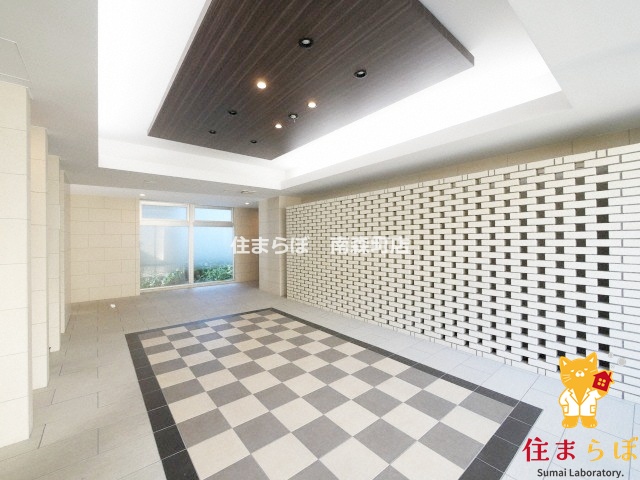 エントランス　「暮らしの設計図は、ここから始まります。」