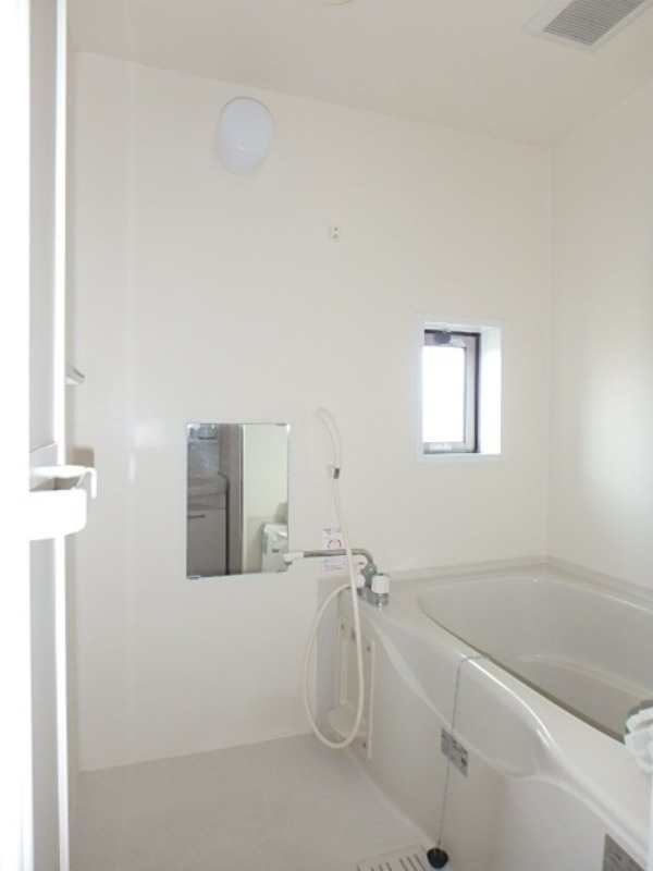 バス・シャワールーム　図面と現状に相違がある場合には現状を優先