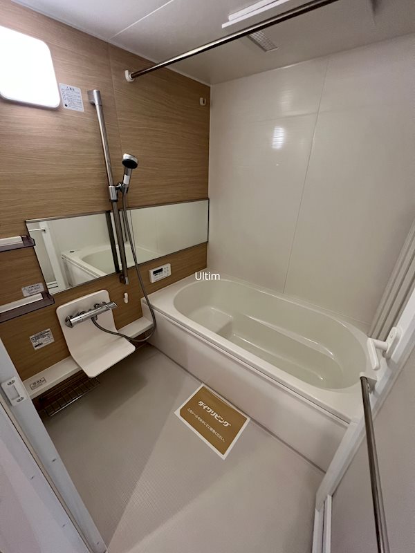 バス・シャワールーム　※同物件の違うお部屋の写真です