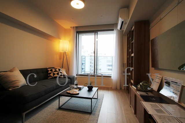 居室・リビング　開放感のある室内