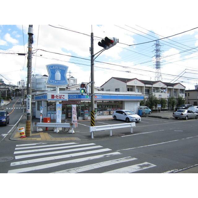 コンビニ　ローソン伊勢原千津店（コンビニ）まで144m