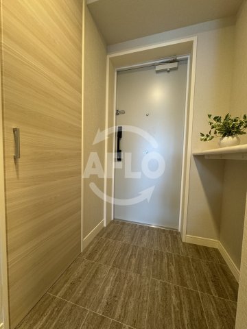 玄関　TEAL RESIDENCE　BAY　玄関