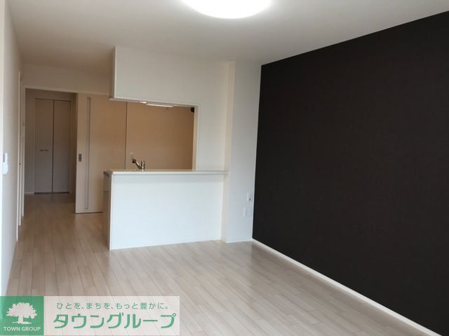 居室・リビング　お問合せはタウンハウジングまで！※現地待合わせ相談可能