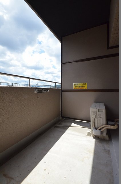 バルコニー　写真は別号室のものです。