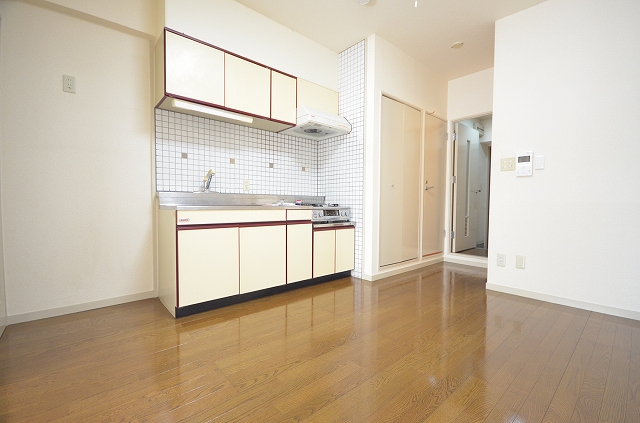 居室・リビング　写真は別号室のものです。