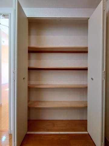 収納　ハイエスト荻窪