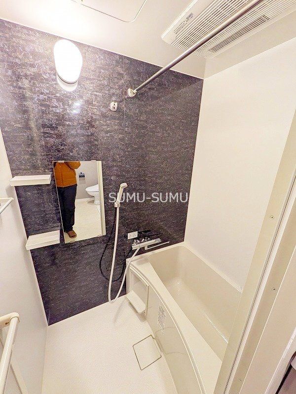 バス・シャワールーム　バス