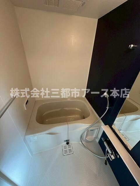 バス・シャワールーム　別部屋参考写真