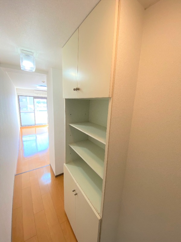 その他部屋・スペース　明るい色調の室内です