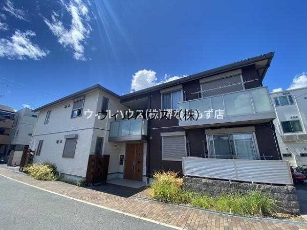 建物外観　積水ハウスシャーメゾン！全室角部屋！